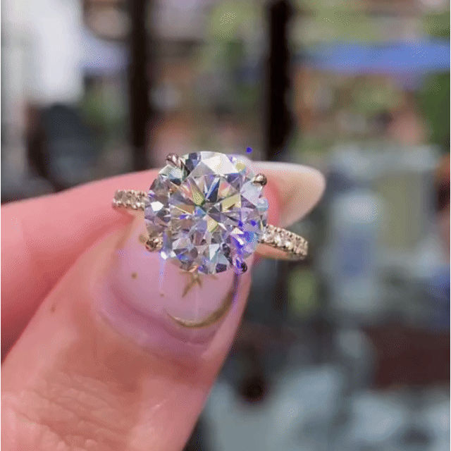 🔥90% OFF Flash Sale:The Crown Jewel: Brilliant Round Moissanite Pavé Ring