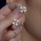 ⚡ 90% OFF Flash Sale-The Lucky Blossom: Moissanite & Pearl Spiral Drop Earrings