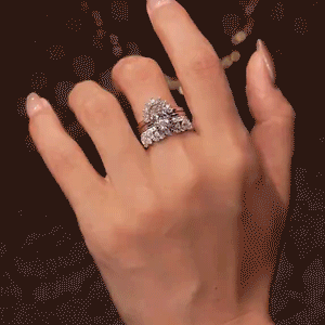 Flawless Brilliance: Oval Moissanite Stackable Statement Ring | 🔥90% OFF Limited Time, Last Day!